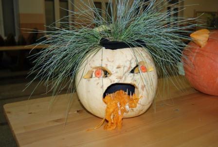 Tekmovanje v izrezovanju buč 2012 4